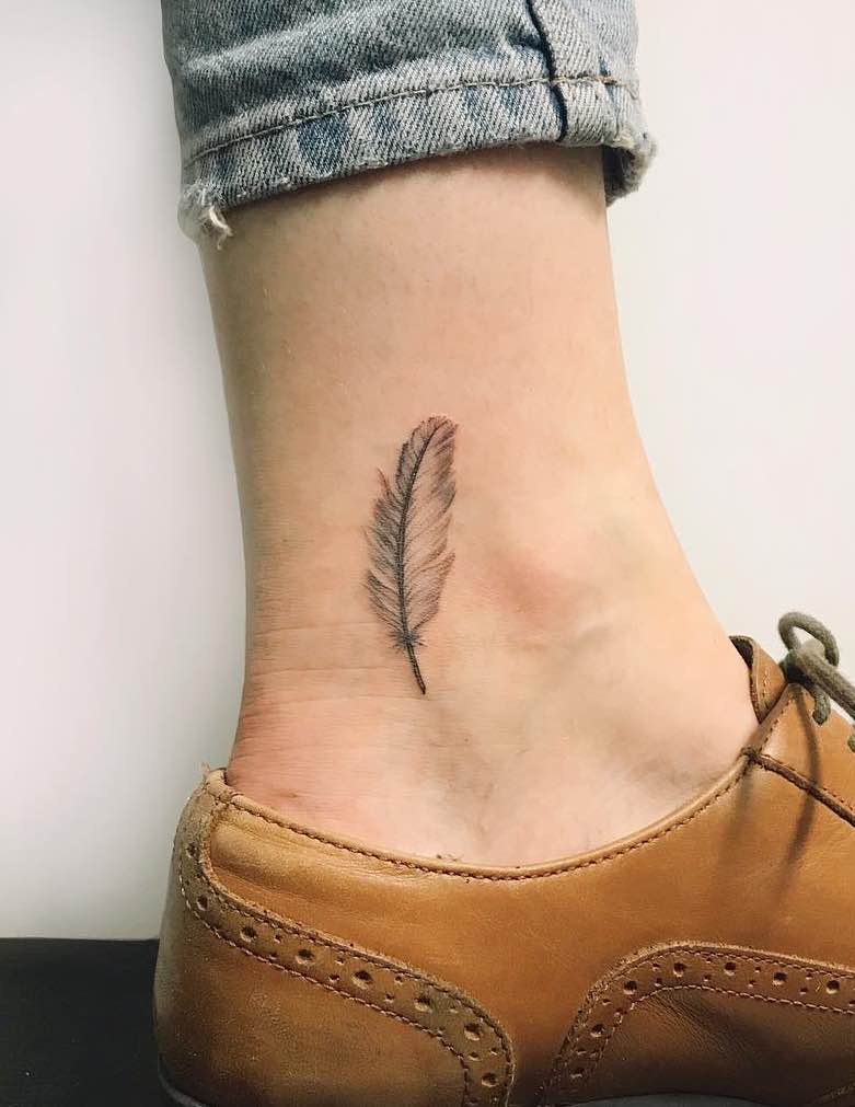 Feather Tattoo 1