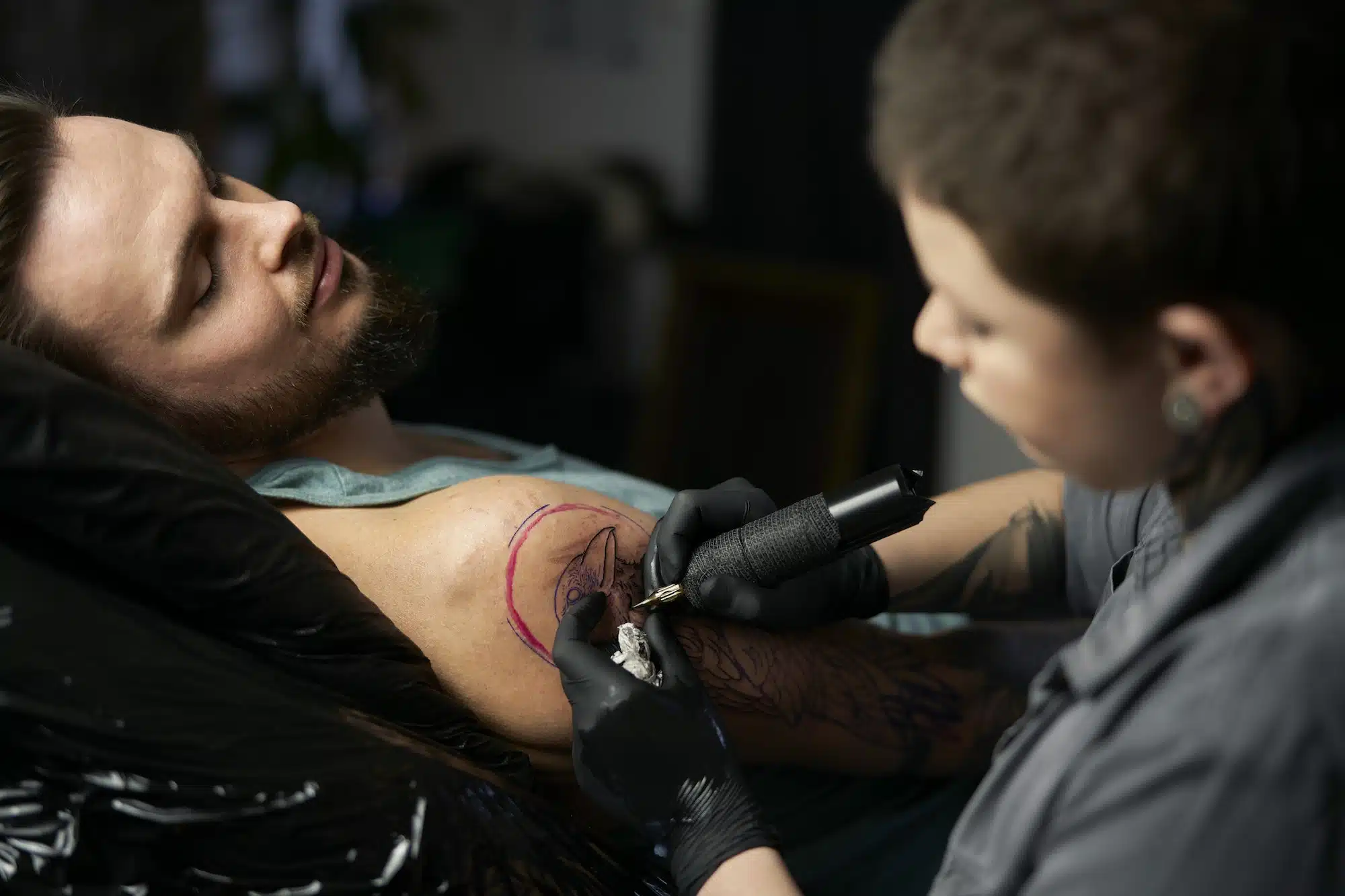 Hire tattoo artist for party