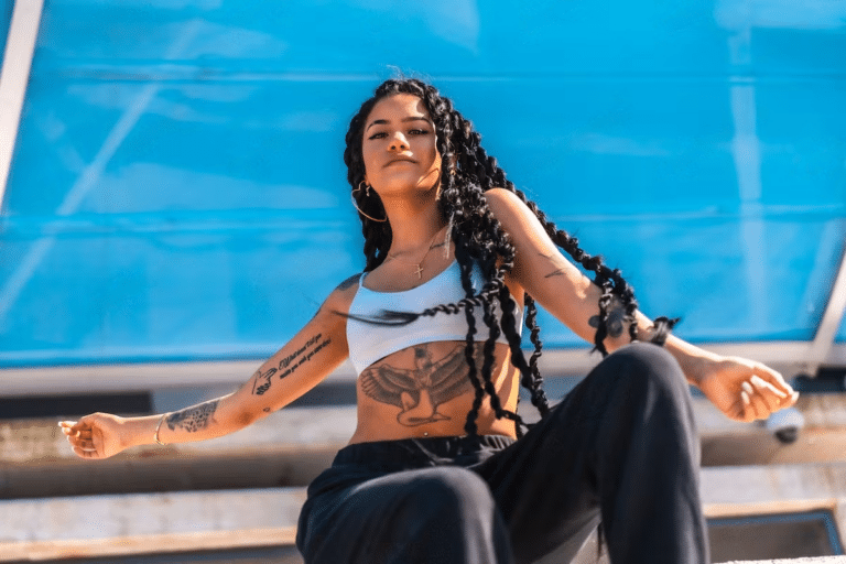 Naked Woman Tattoo Achieve Elegant And Empowering Tattoo naked-woman-tattoo-achieve-elegant-and-empowering-tattoo