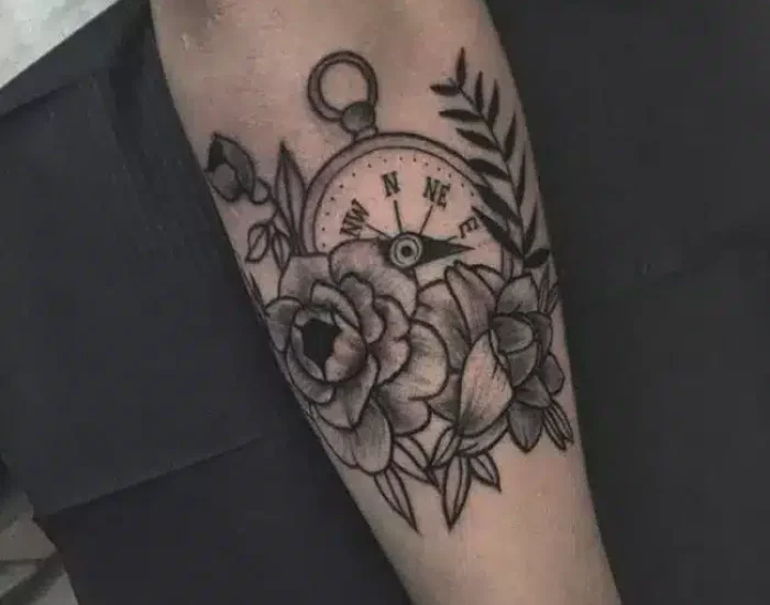 Rose-and-Compass-Tattoo_-28-650x650